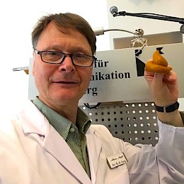 © Prof. Dr. Rolf-Bernhard Essig